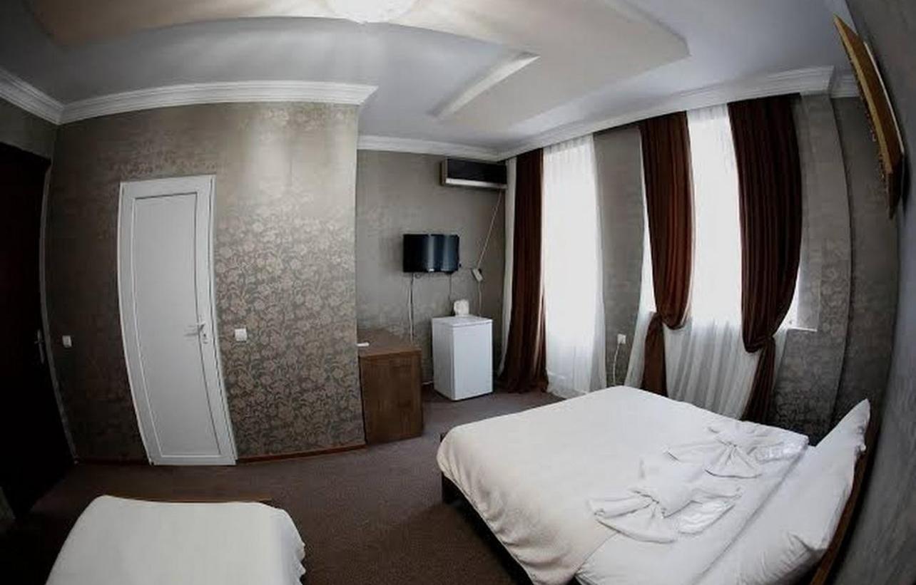 Royal Hotel Tbilisi Exteriör bild