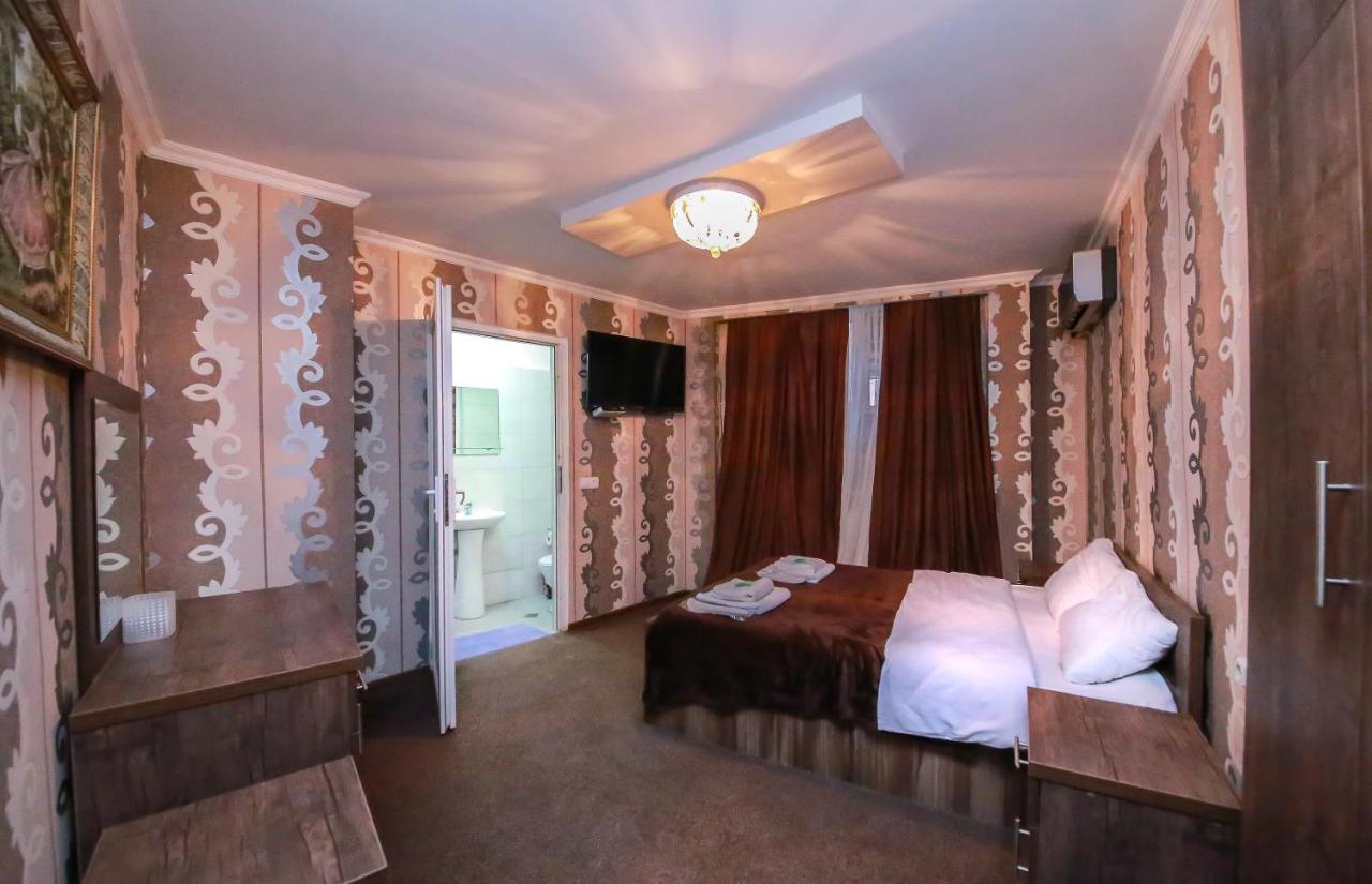 Royal Hotel Tbilisi Exteriör bild