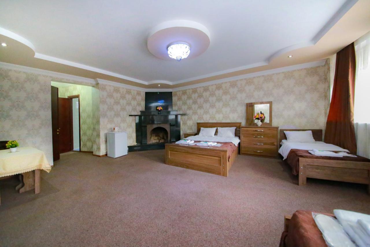 Royal Hotel Tbilisi Exteriör bild